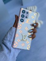 قاب Louis Vuitton