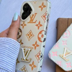قاب Louis Vuitton
